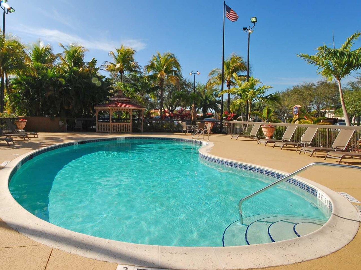 Hotel Hampton Myers-airport & I-75