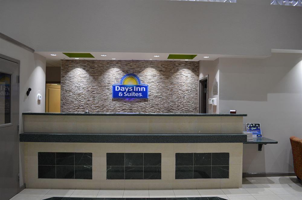 Days & By Wyndham Myers Near Jetblue Park