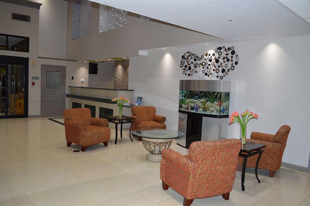 Hotel Days & By Wyndham Myers Near Jetblue Park Fort Myers
