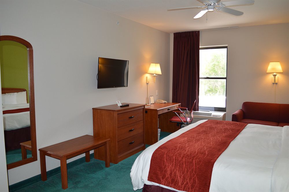 Days & By Wyndham Myers Near Jetblue Park Hotel Fort Myers
