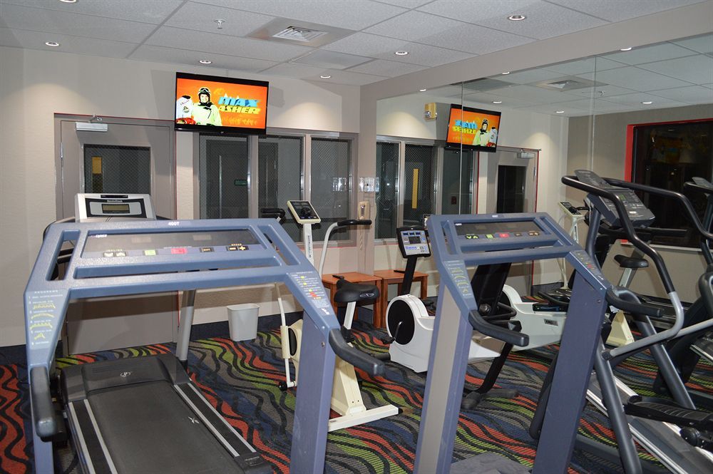 Hotel Days & By Wyndham Myers Near Jetblue Park 3*