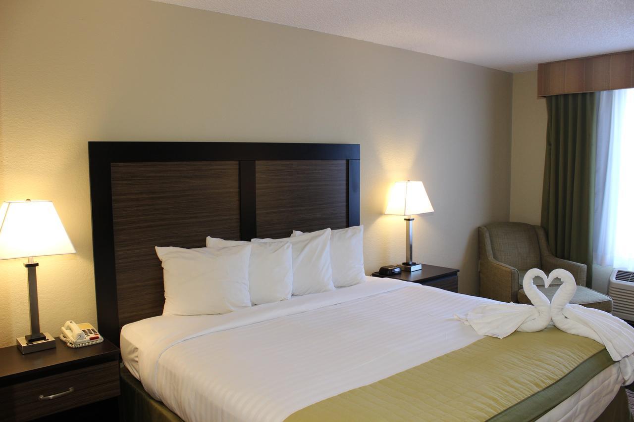 Baymont By Wyndham Myers Airport Fort Myers