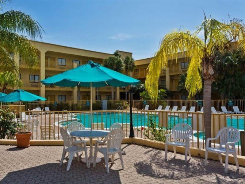 La Quinta By Wyndham Ft. Myers - Sanibel Gateway Hotel