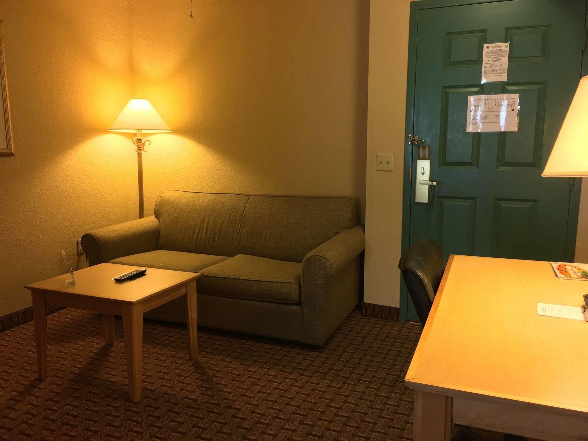 Hotel Baymont By Wyndham Myers Airport Fort Myers