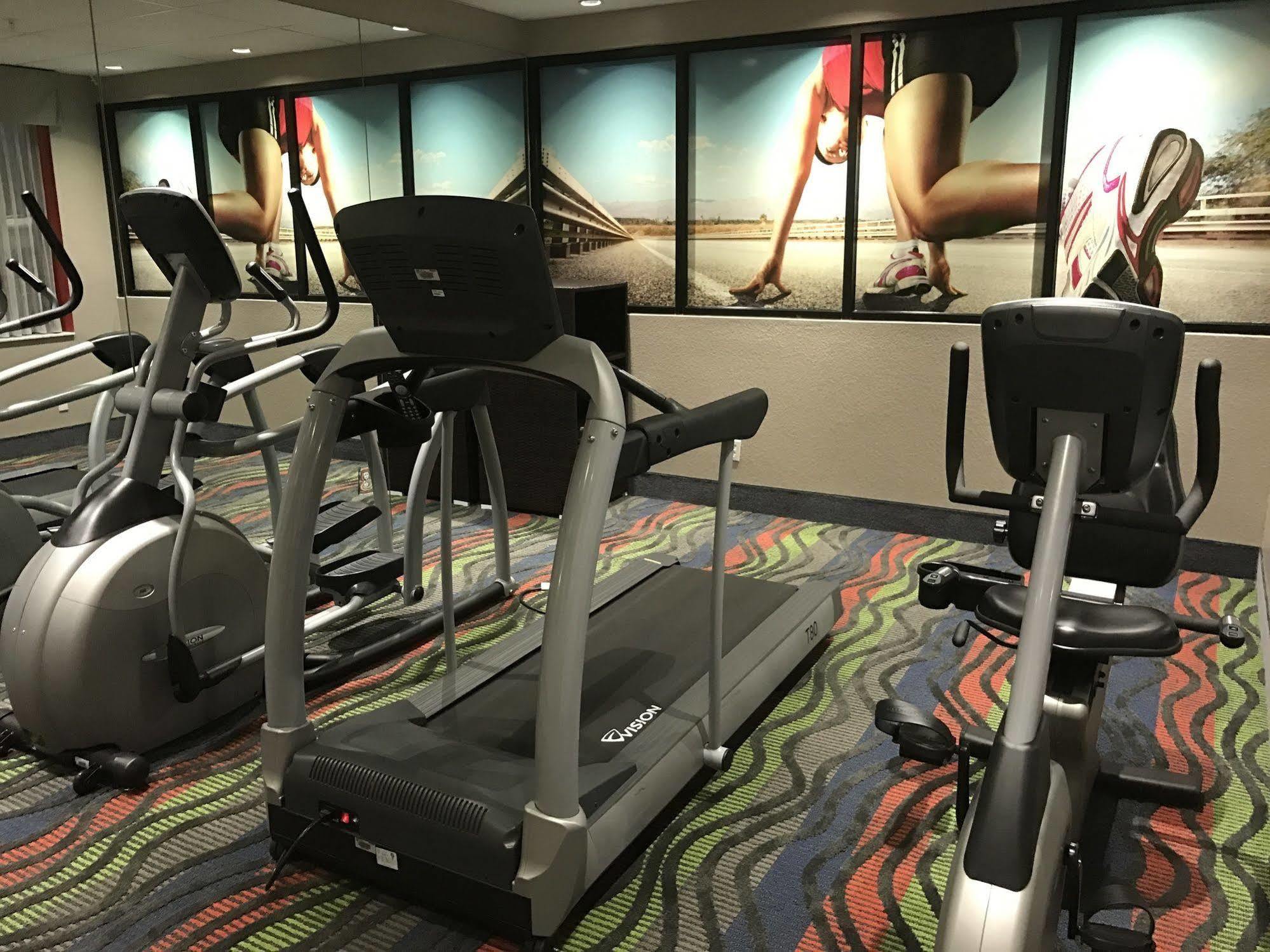 Days & By Wyndham Myers Near Jetblue Park 3* Fort Myers