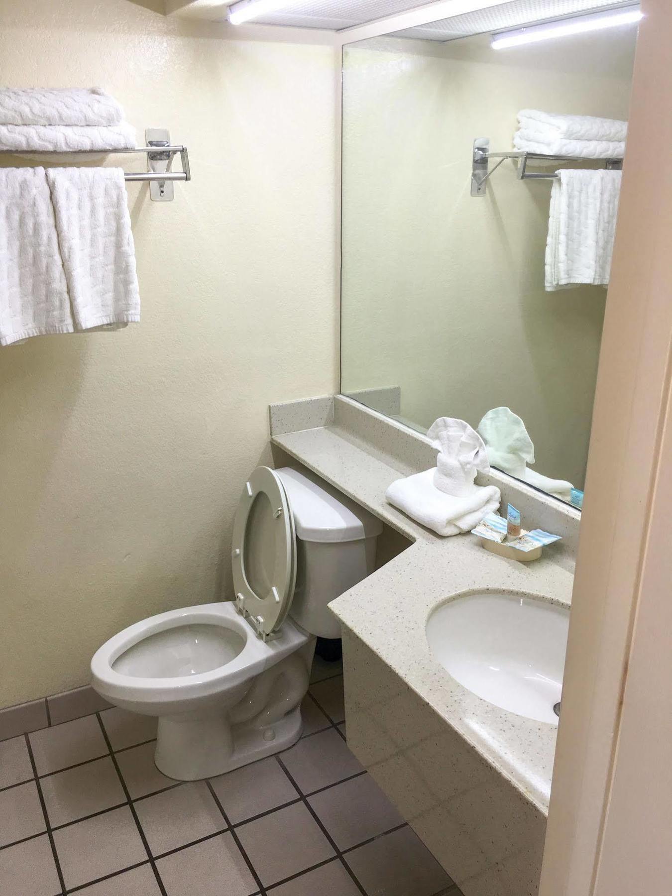 Motel Budget 2*