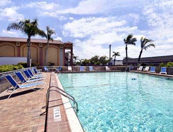 Days By Wyndham Myers Hotel Fort Myers