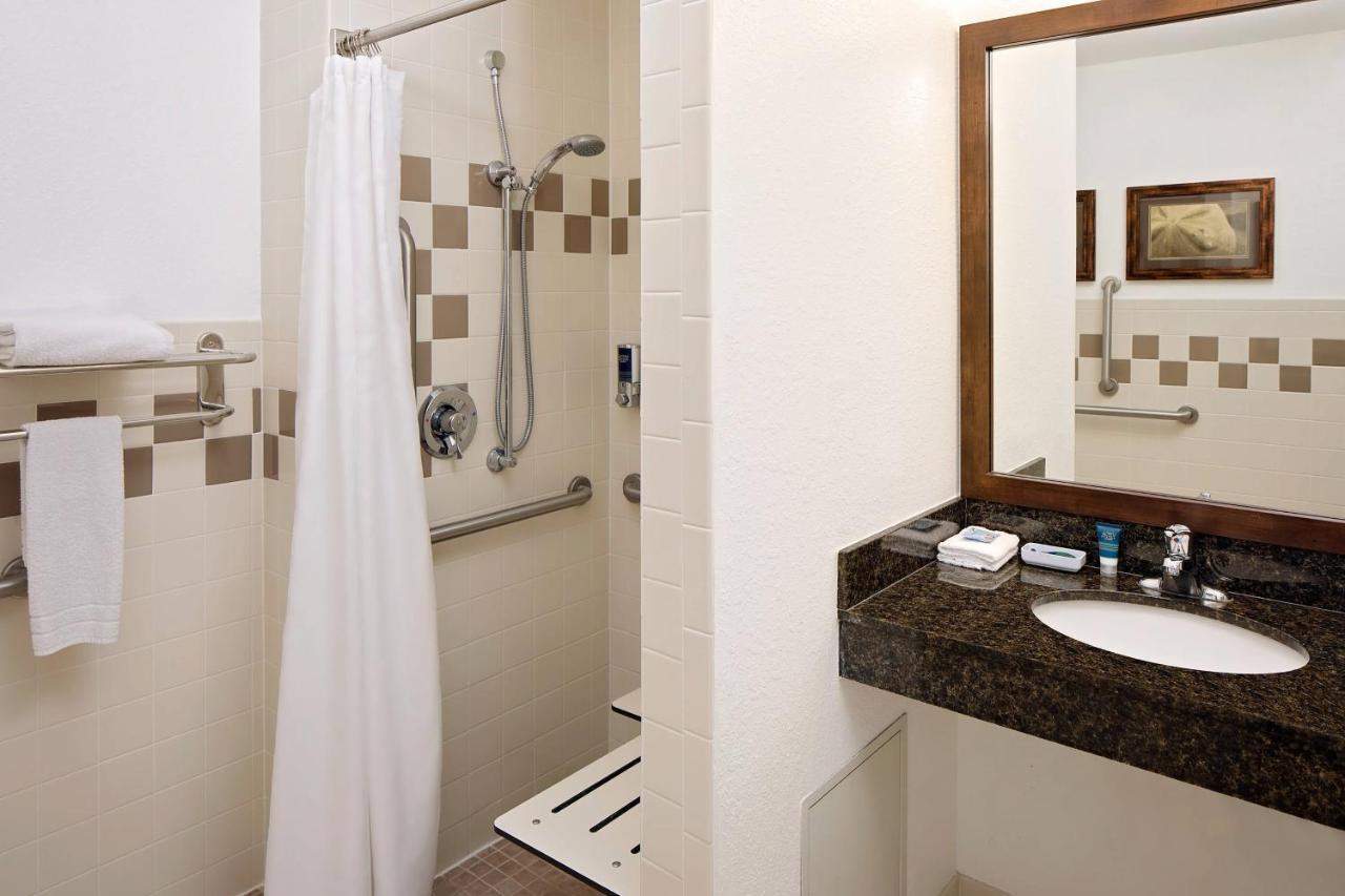 Four Points By Sheraton Myers Airport Fort Myers