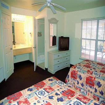 Lighthouse Resort: & 3*