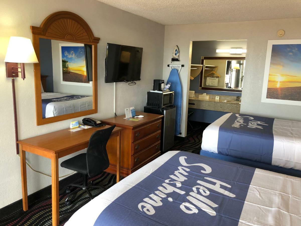 Hotel Days By Wyndham Myers 2*