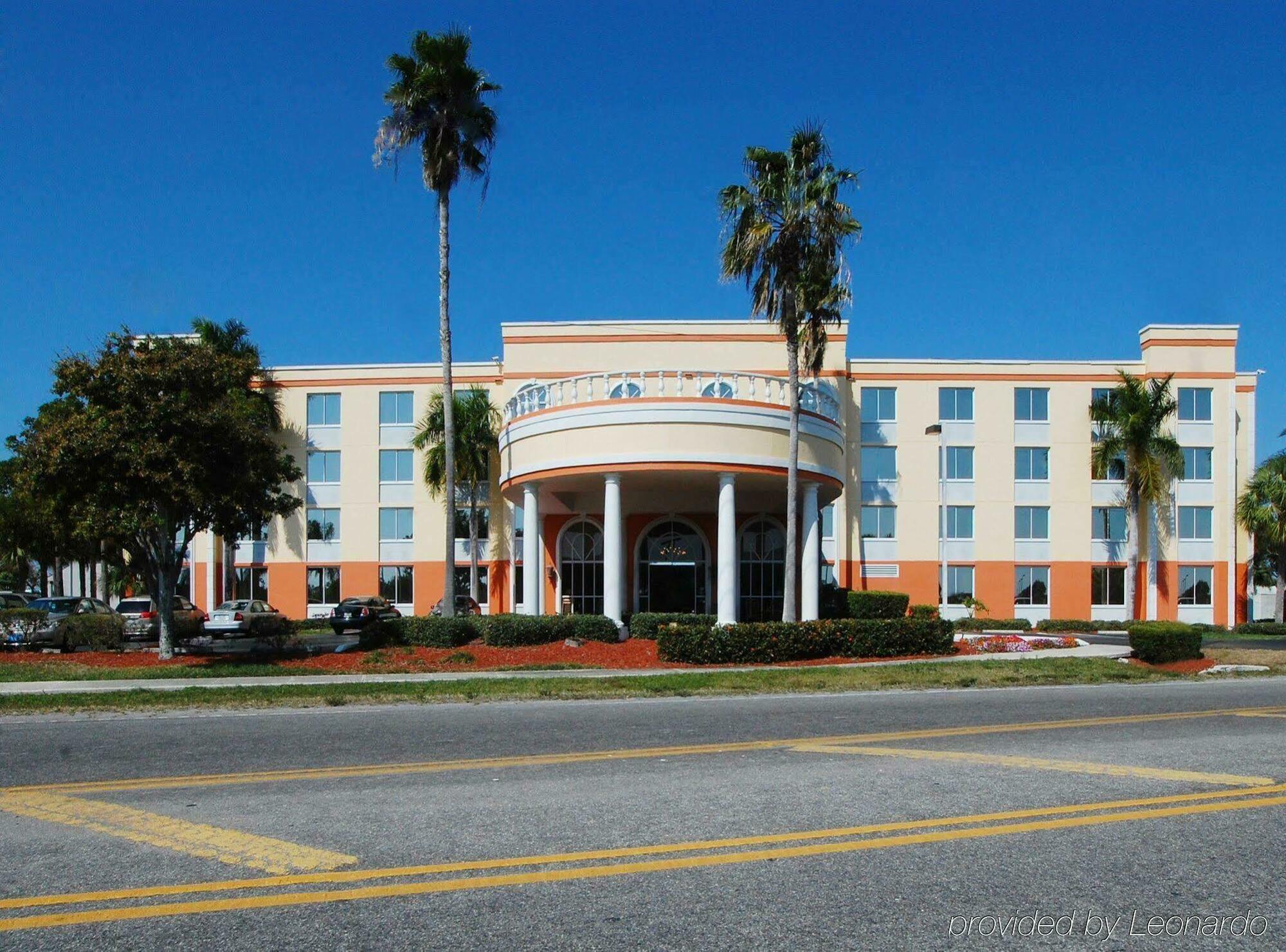 Western Myers And 3* Fort Myers