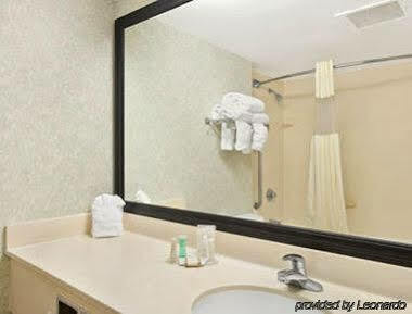 Baymont By Wyndham Myers Airport Hotel Fort Myers