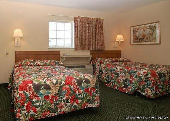 Suburban Myers Cape Coral Hotel 2*
