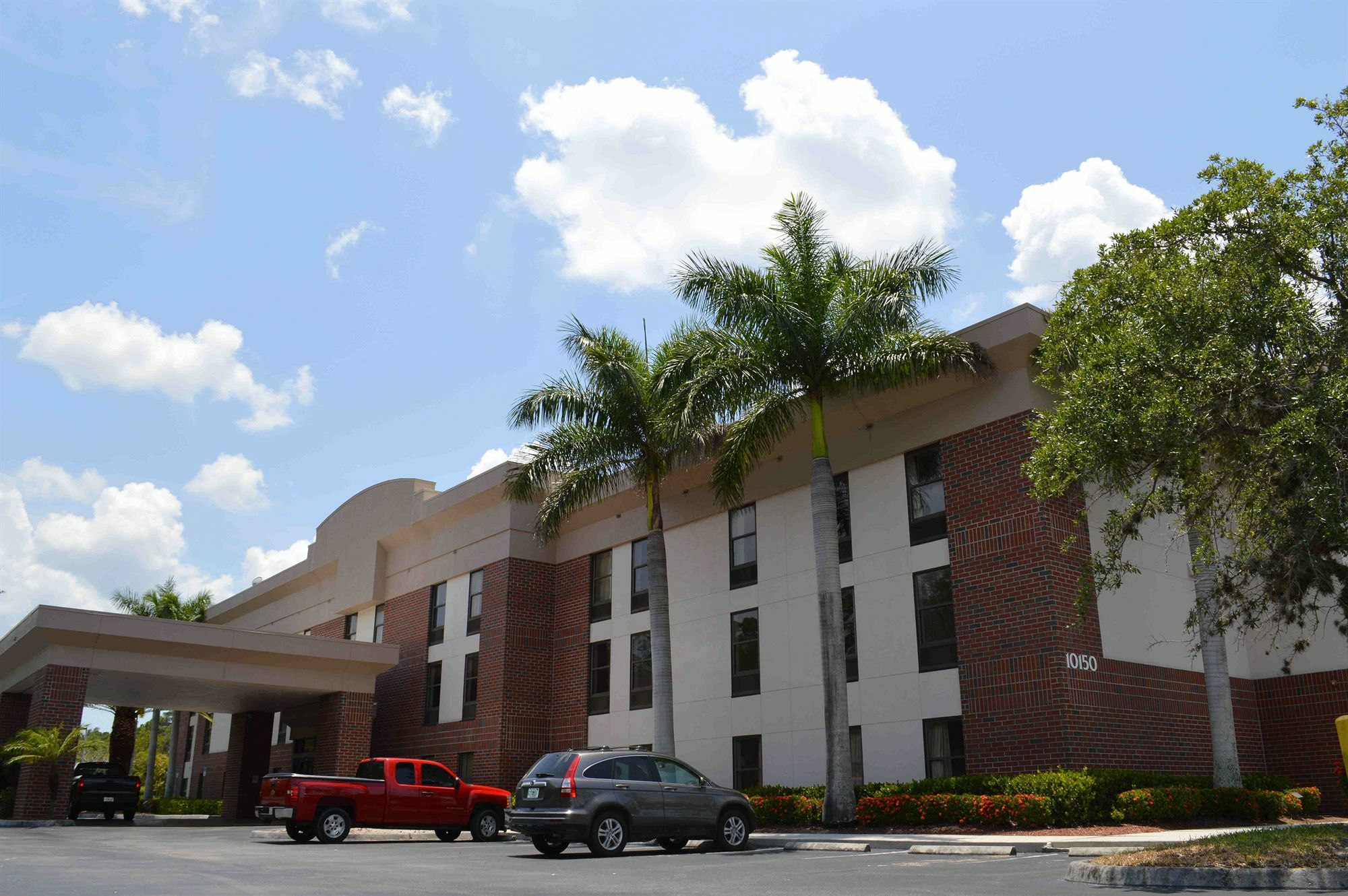 Days & By Wyndham Myers Near Jetblue Park