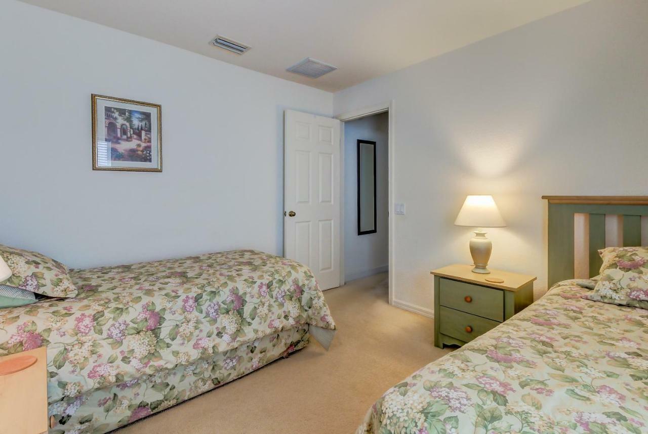 Holiday home Satin Gold Retreat *
