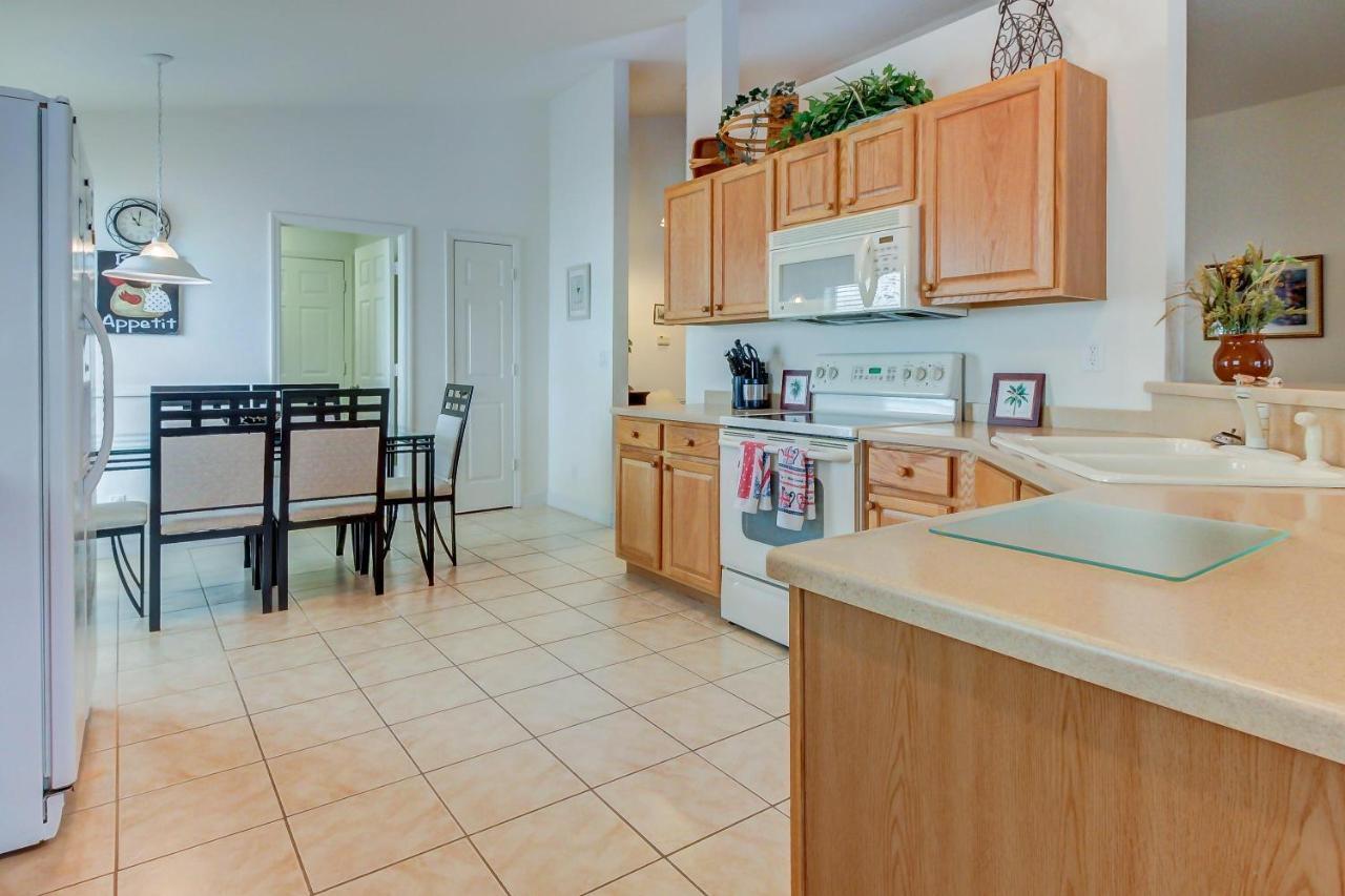 Satin Gold Retreat Holiday home Fort Myers
