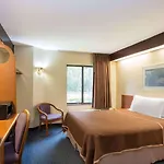 Travelodge By Wyndham Fort Myers Airport
