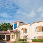 Travelodge By Wyndham Fort Myers Airport