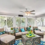 Fort Myers Bungalow - 12 Miles To The Beach!