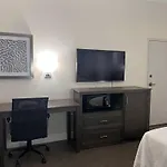 Airport Inn