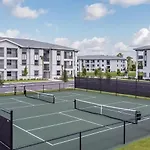 Landing At The Vistas At Eastwood - 2 Bedrooms In Eastwood Village