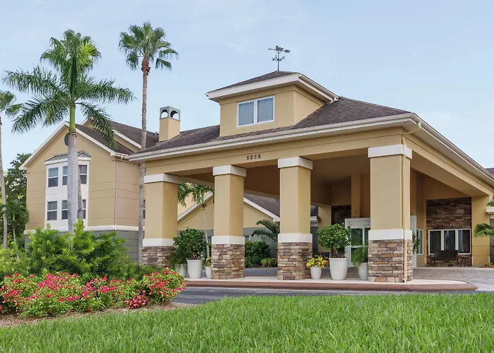 Homewood Suites By Hilton Fort Myers