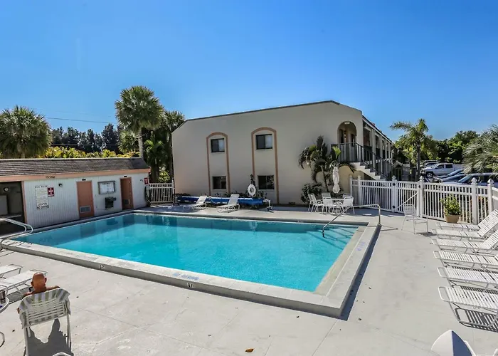 Casa Bella 105