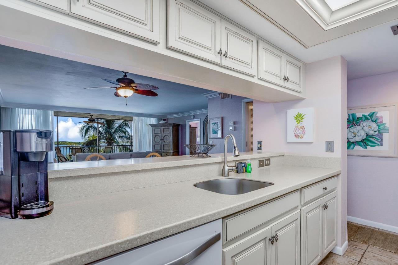 Causeway Dreams & Sanibel Sunsets