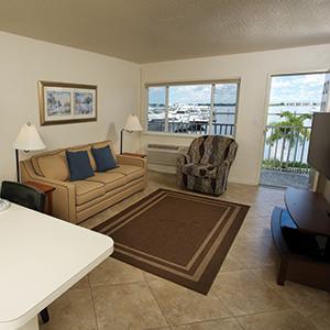 Legacy Harbour & Suites Hotel 3*