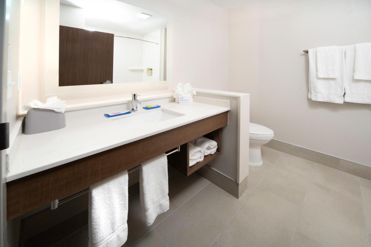 Express & - Myers Airport By Ihg Fort Myers