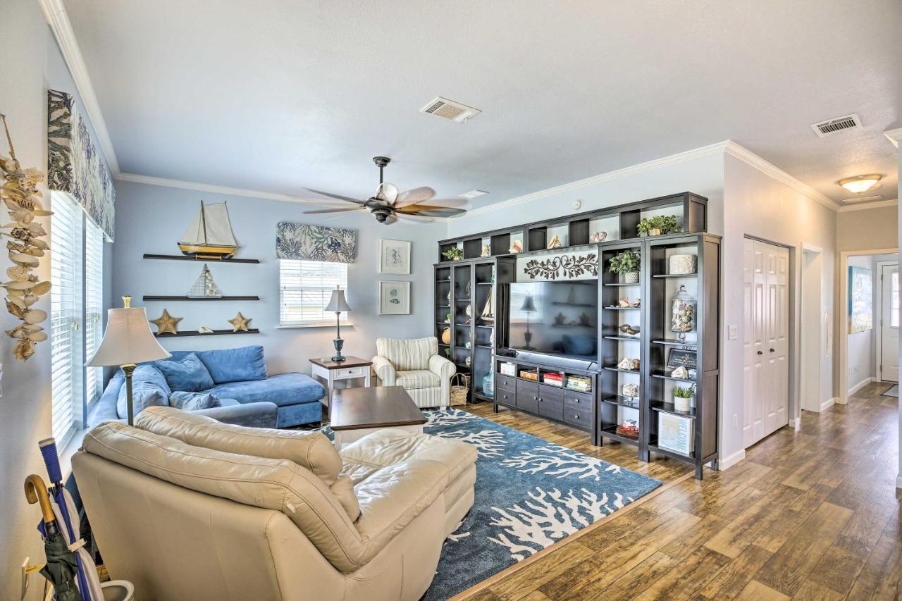 Myers Near Sanibel Island Causeway * Fort Myers