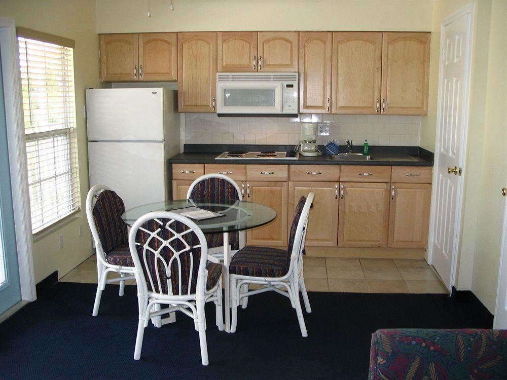 Lighthouse Resort: & Inn Fort Myers Beach