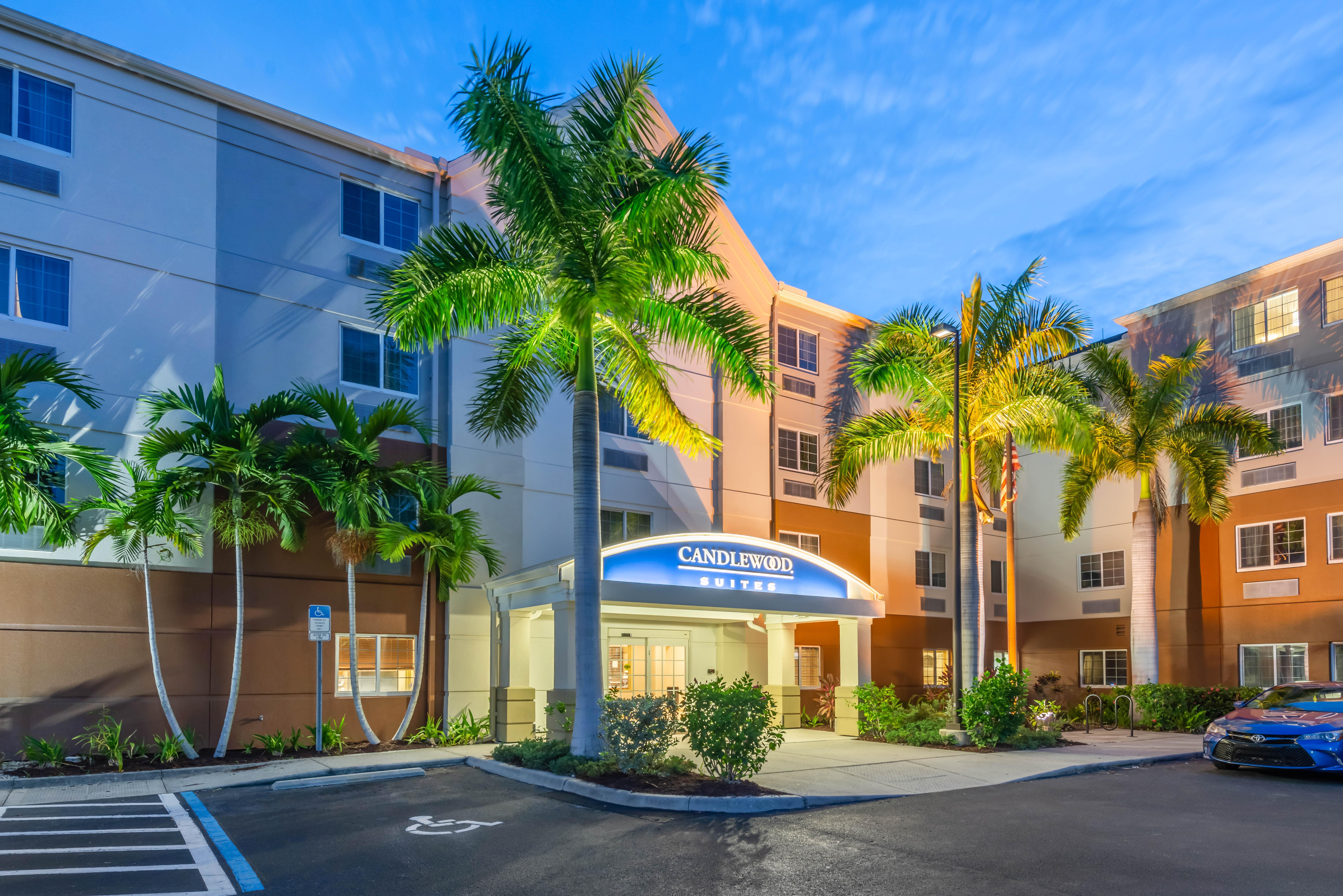 Hotel Candlewood Myers/sanibel Gateway By Ihg Fort Myers