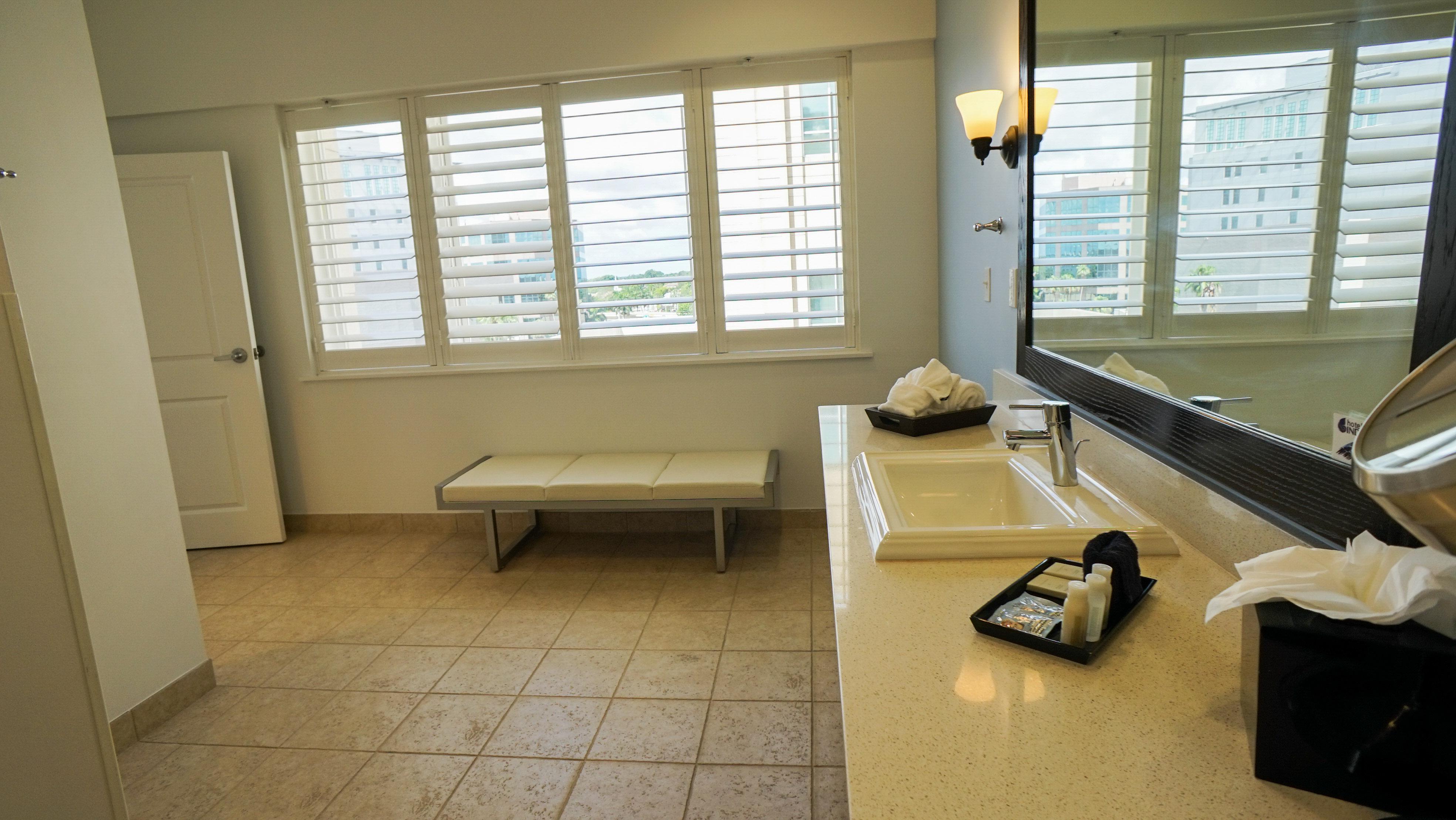 Hotel The Banyan Myers, Tapestry Collection By Hilton Fort Myers