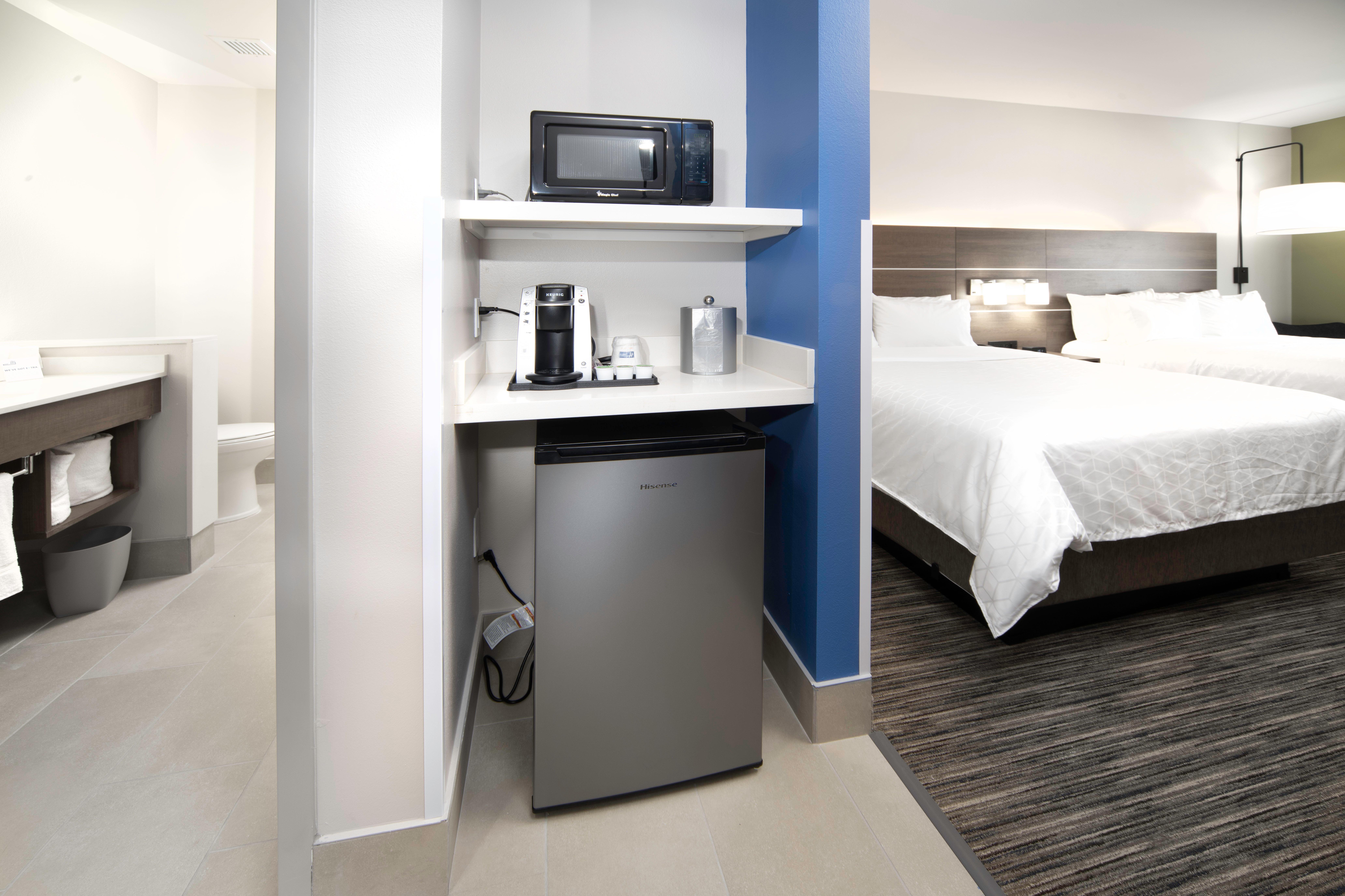 Express & - Myers Airport By Ihg Hotel