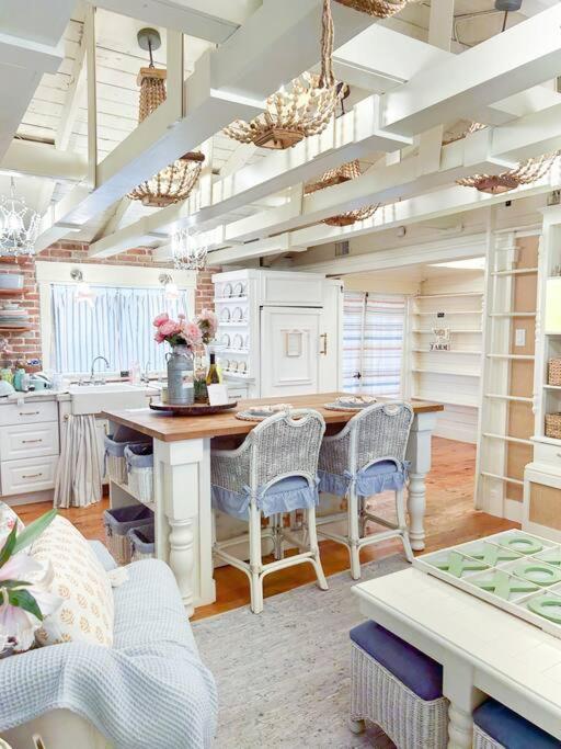 New Owners! Storybook Cottage! *