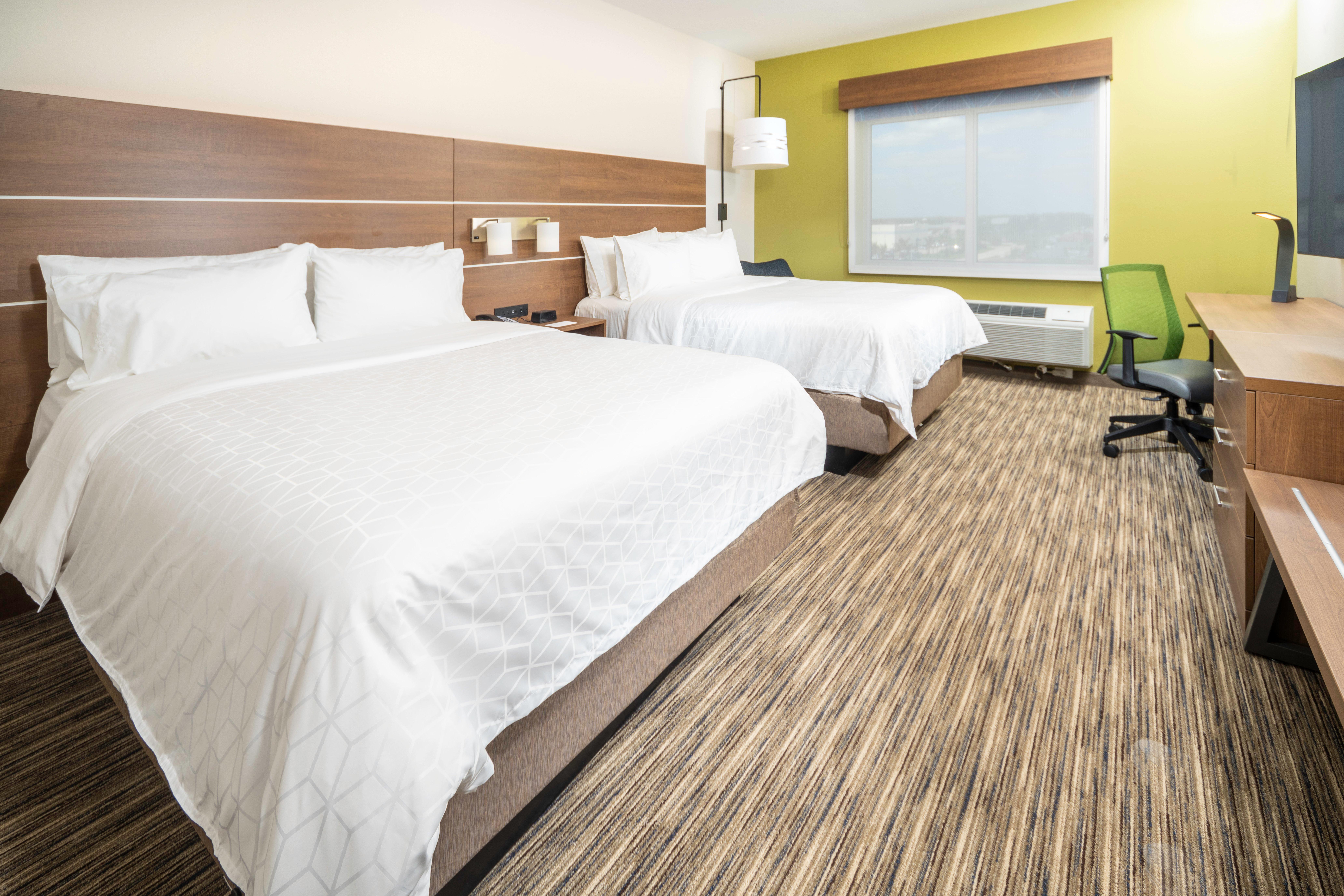 Express & - Myers Airport By Ihg Hotel