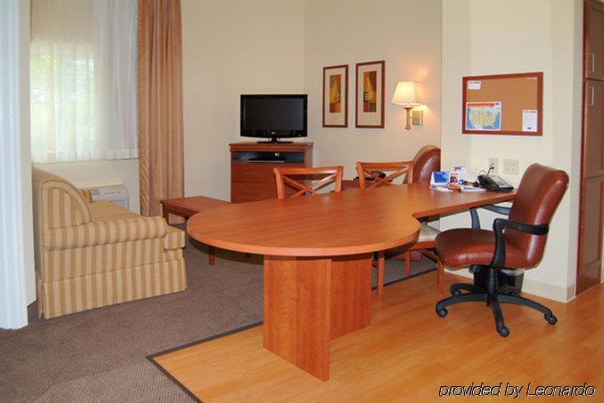 Candlewood Myers/sanibel Gateway By Ihg Hotel Fort Myers