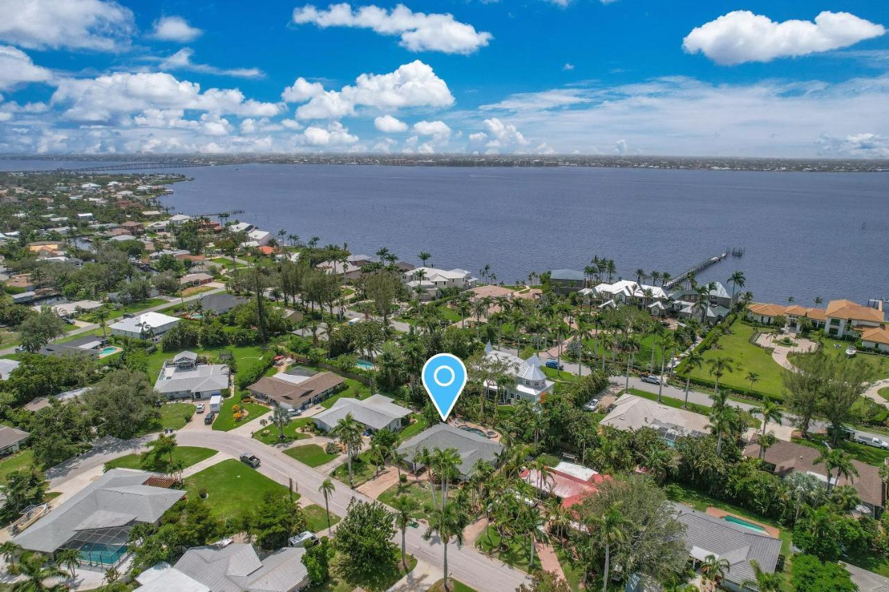 Serene Pool & Spa Home Near Beaches & Downtown Holiday home *