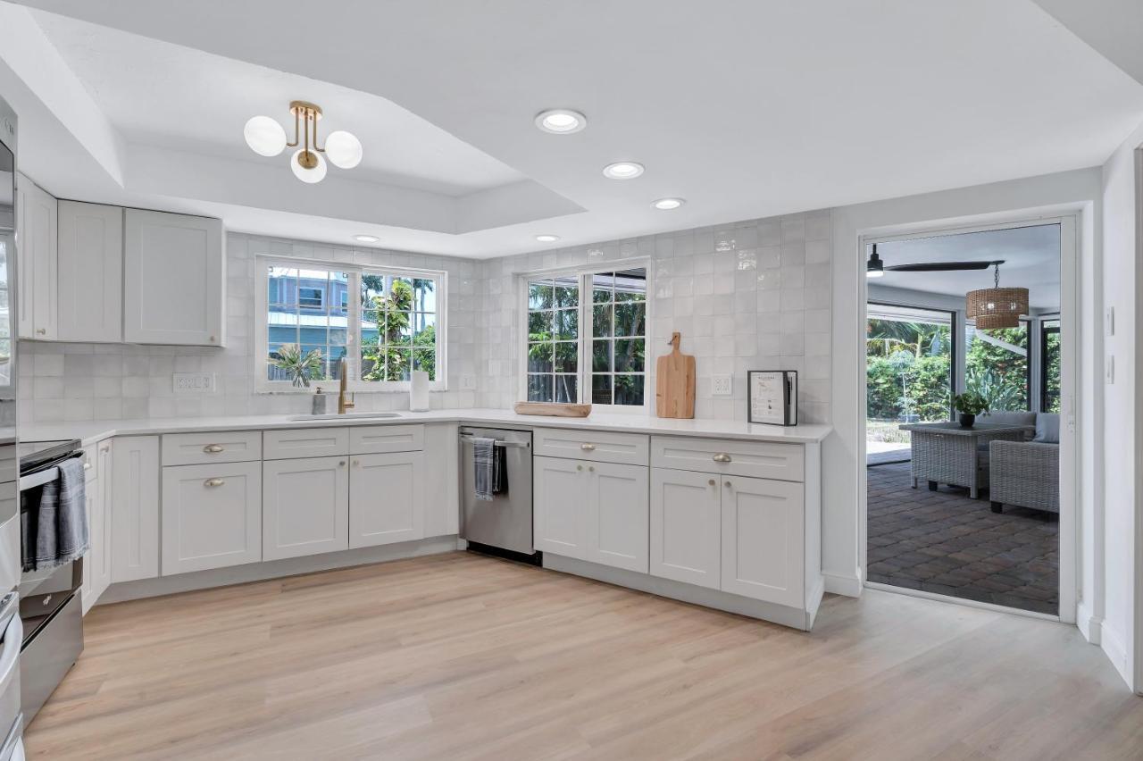 Serene Pool & Spa Home Near Beaches & Downtown Fort Myers