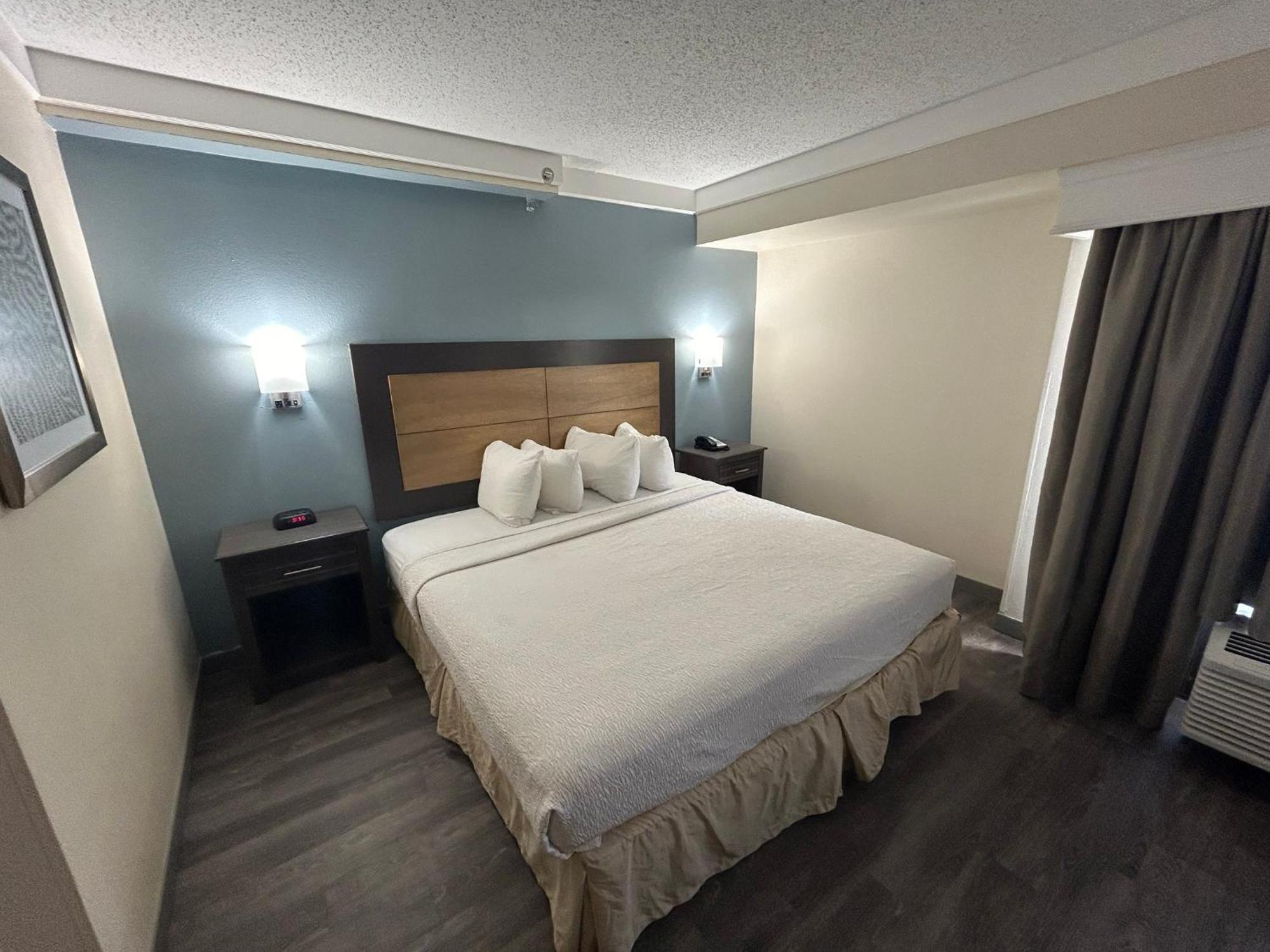 Airport Hotel