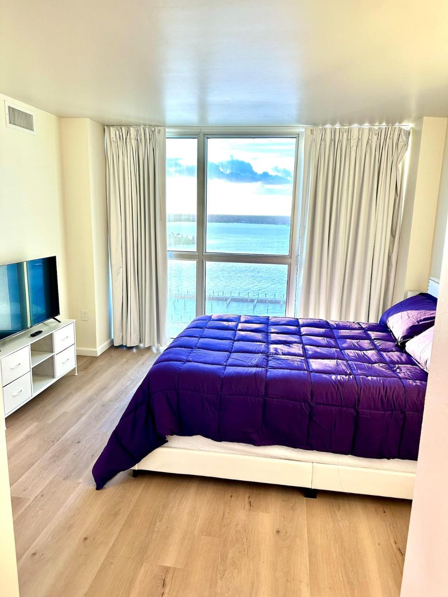 Stunning Water View * Fort Myers