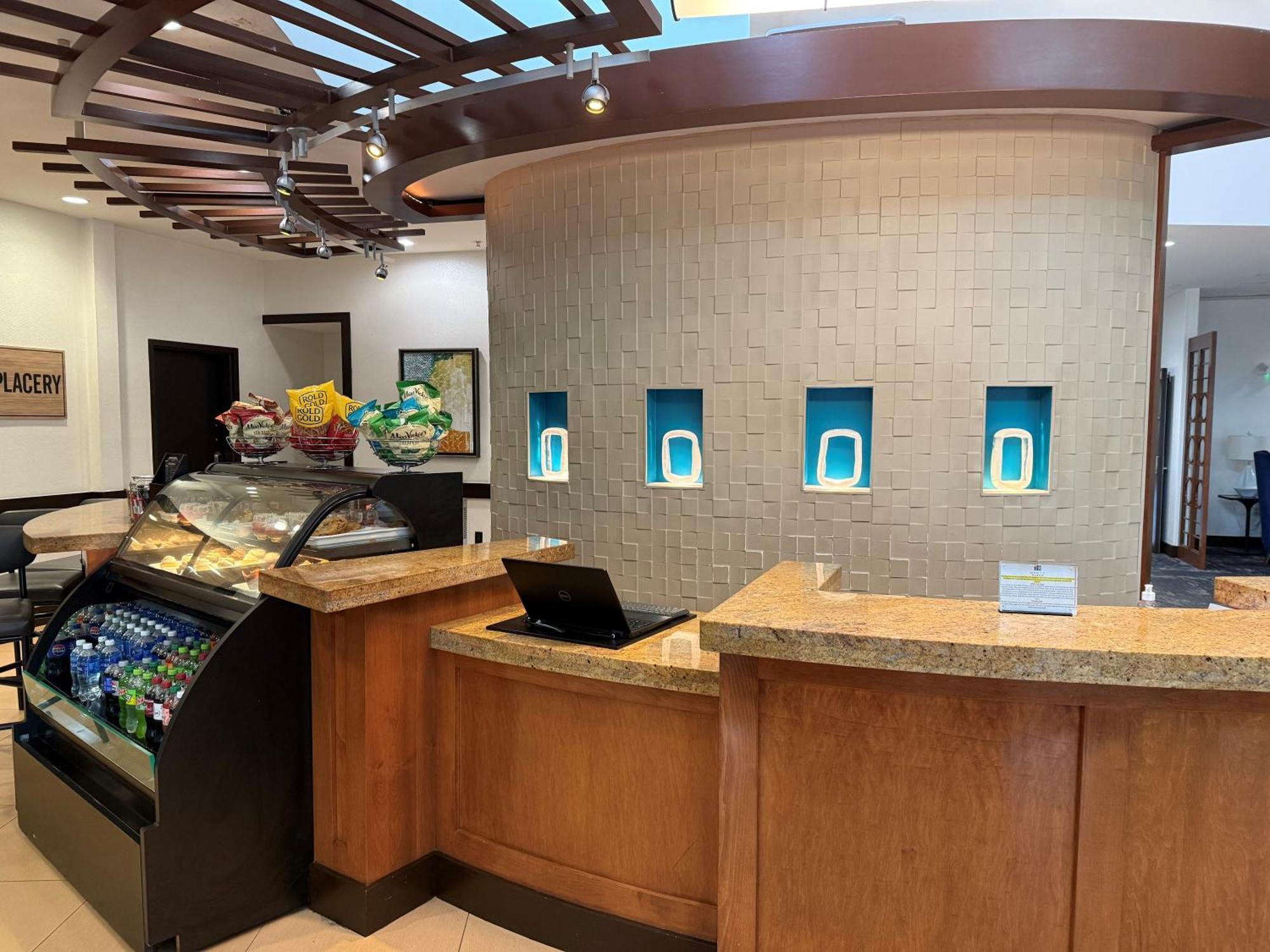 Hotel Hyatt Place Myers At The Forum 3*