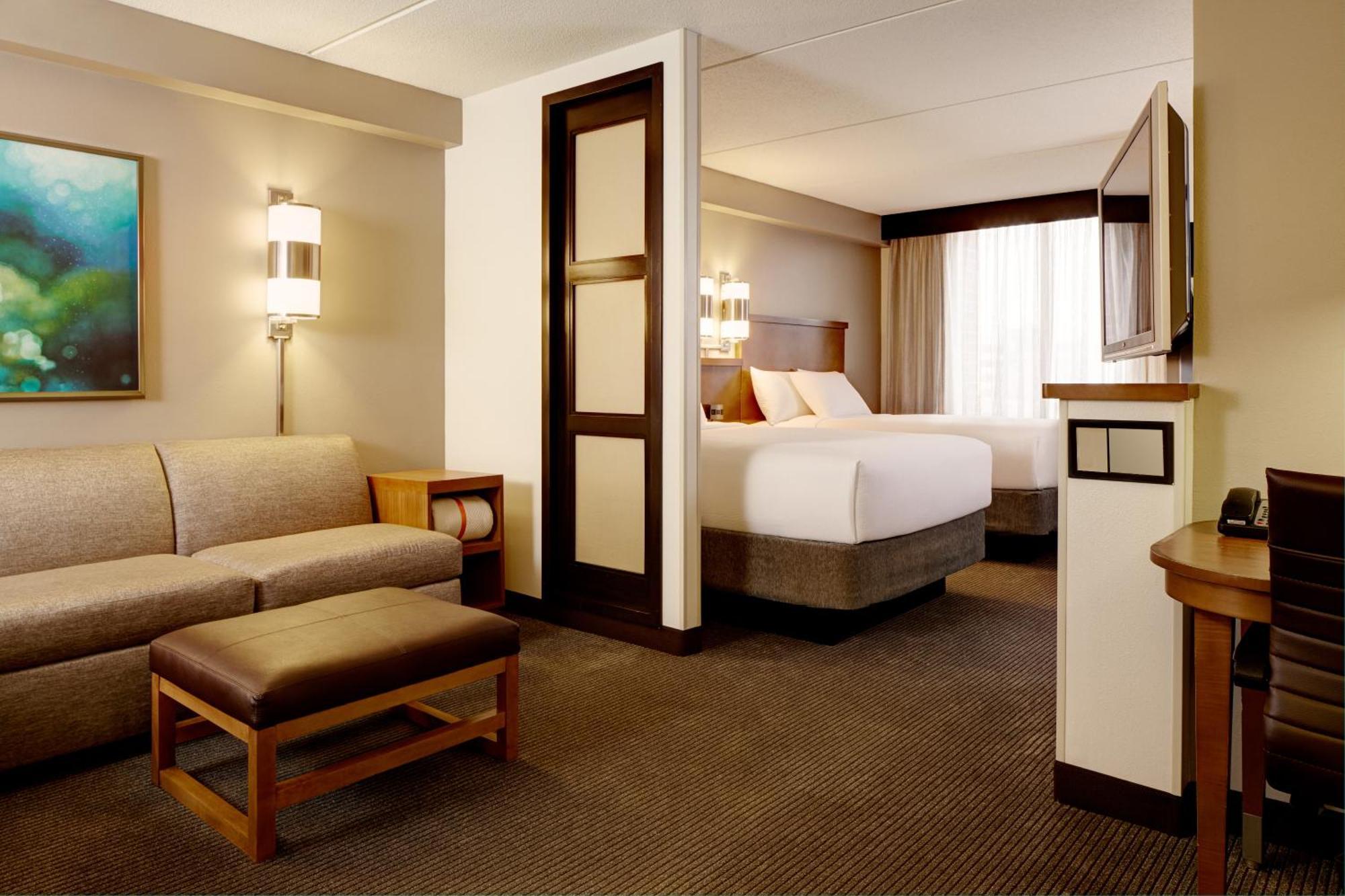 Hyatt Place Myers At The Forum 3*