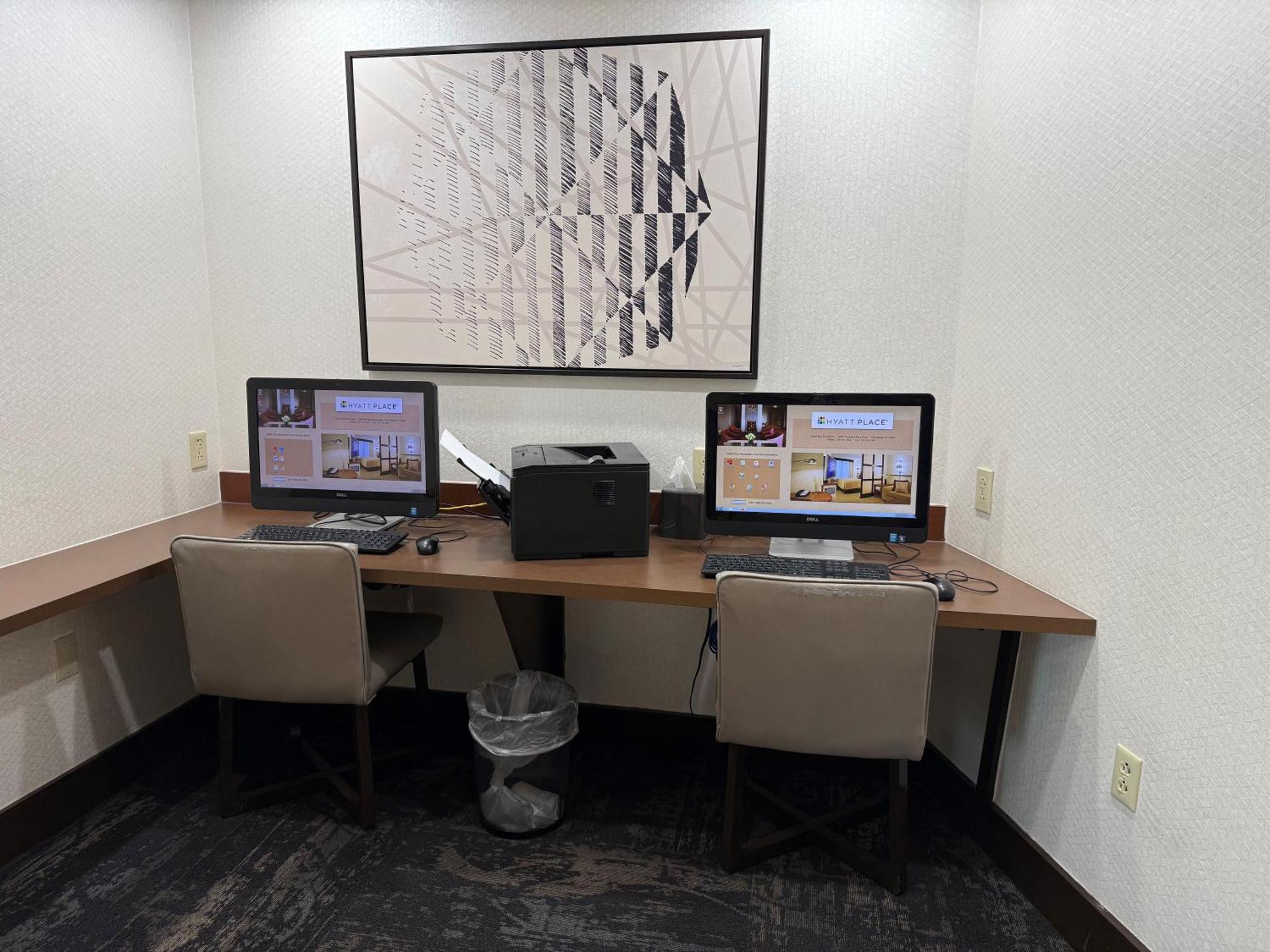 Hyatt Place Myers At The Forum