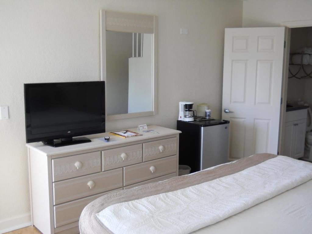Hotel Legacy Harbour & Suites 3*