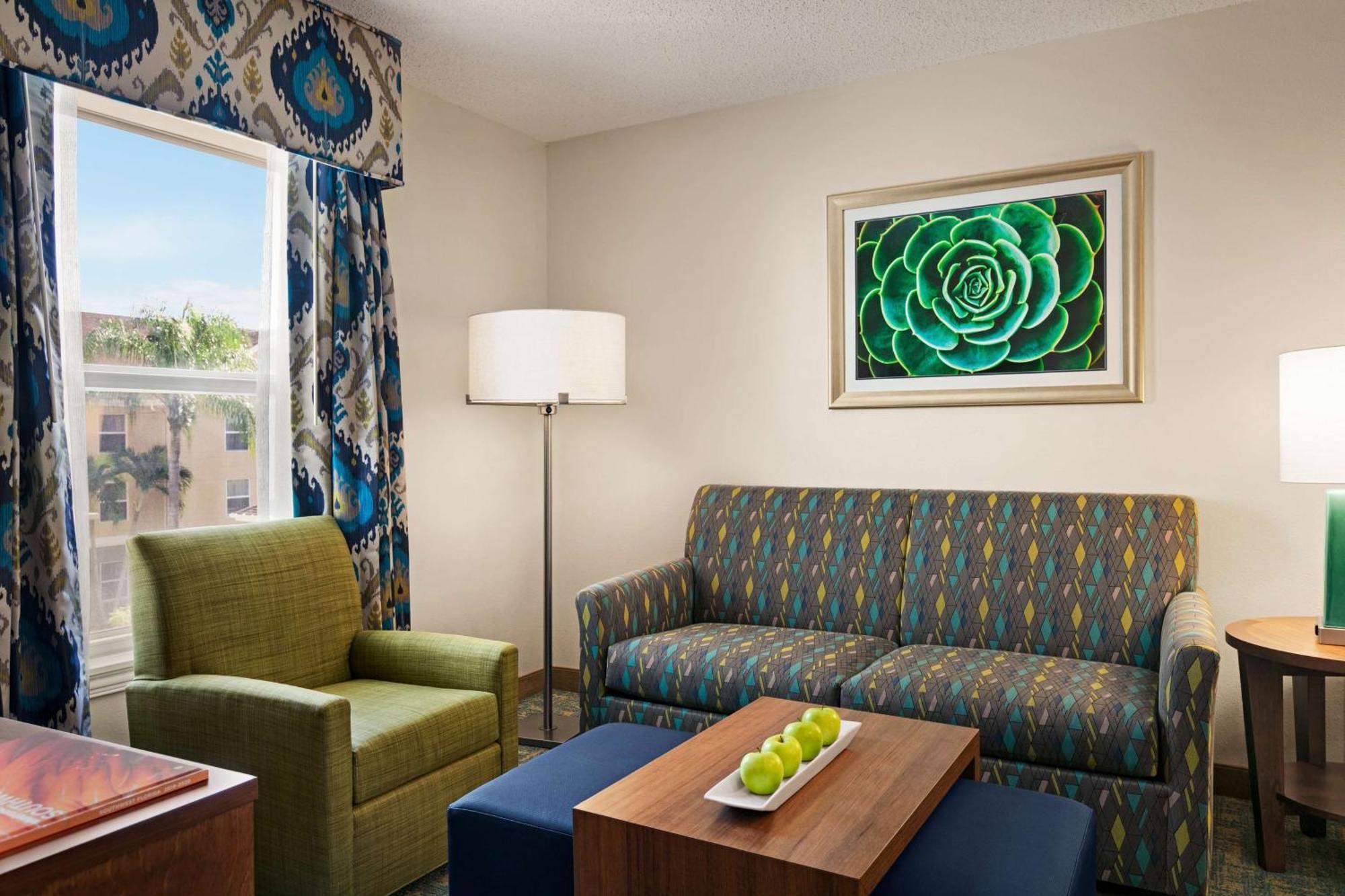 Homewood By Hilton Myers Hotel