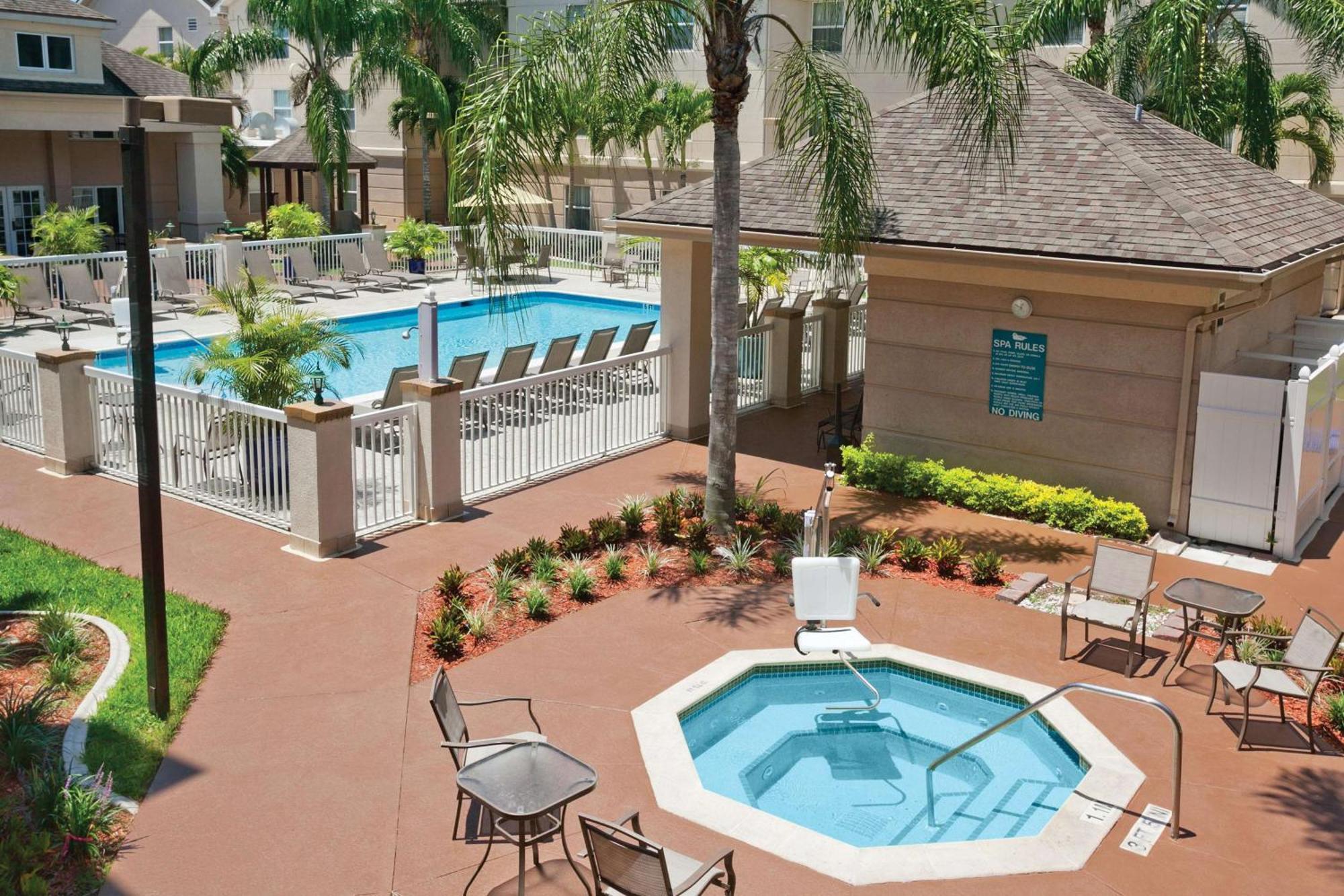 Homewood By Hilton Myers Hotel 3*