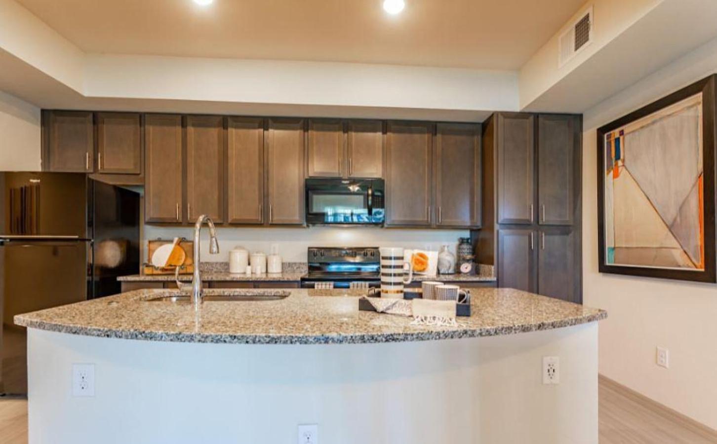Apartment Landing At The Vistas At Eastwood - 2 Bedrooms In Eastwood Village *