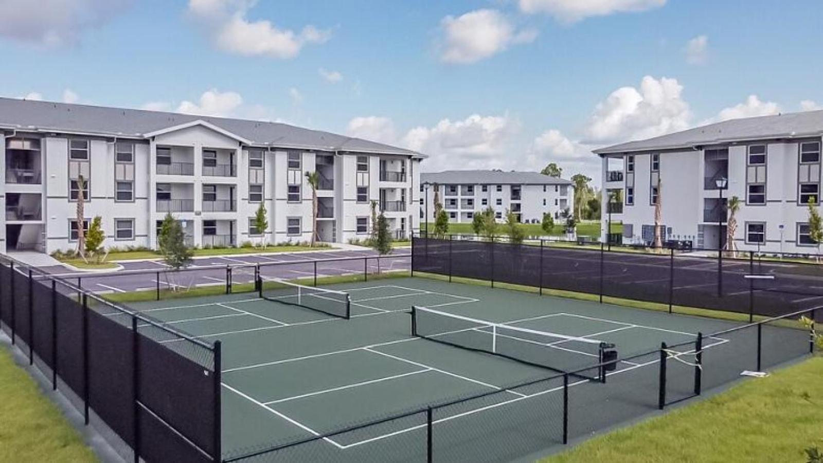 Landing At The Vistas At Eastwood - 2 Bedrooms In Eastwood Village